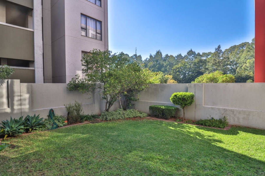 To Let 2 Bedroom Property for Rent in Lonehill Gauteng