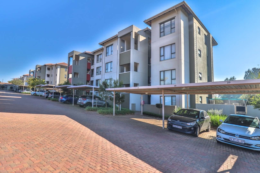 To Let 2 Bedroom Property for Rent in Lonehill Gauteng