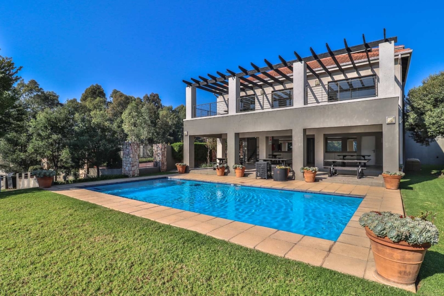 To Let 2 Bedroom Property for Rent in Lonehill Gauteng
