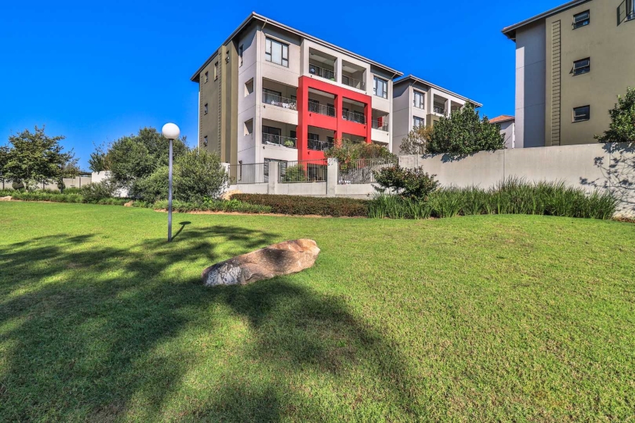 To Let 2 Bedroom Property for Rent in Lonehill Gauteng