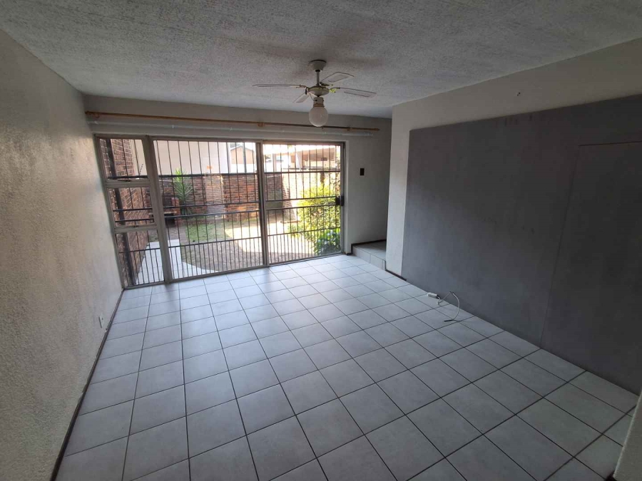 To Let 2 Bedroom Property for Rent in Silverton Gauteng