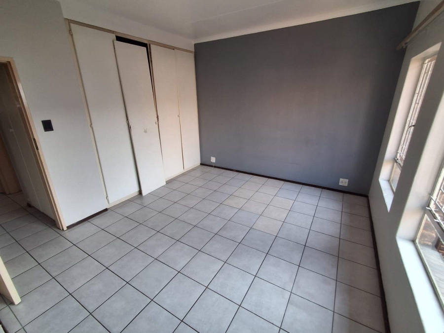 To Let 2 Bedroom Property for Rent in Silverton Gauteng