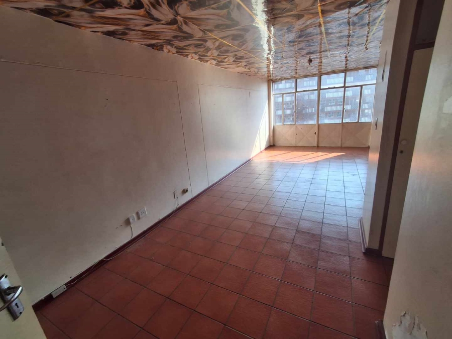 To Let 2 Bedroom Property for Rent in Weavind Park Gauteng