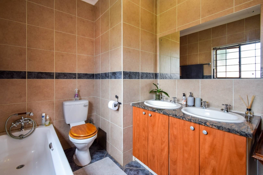 3 Bedroom Property for Sale in Moreleta Park Gauteng