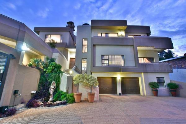 5 Bedroom Property for Sale in Glenvista Gauteng
