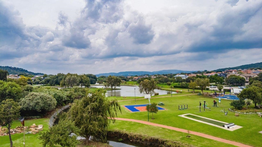 5 Bedroom Property for Sale in Aspen Hills Gauteng