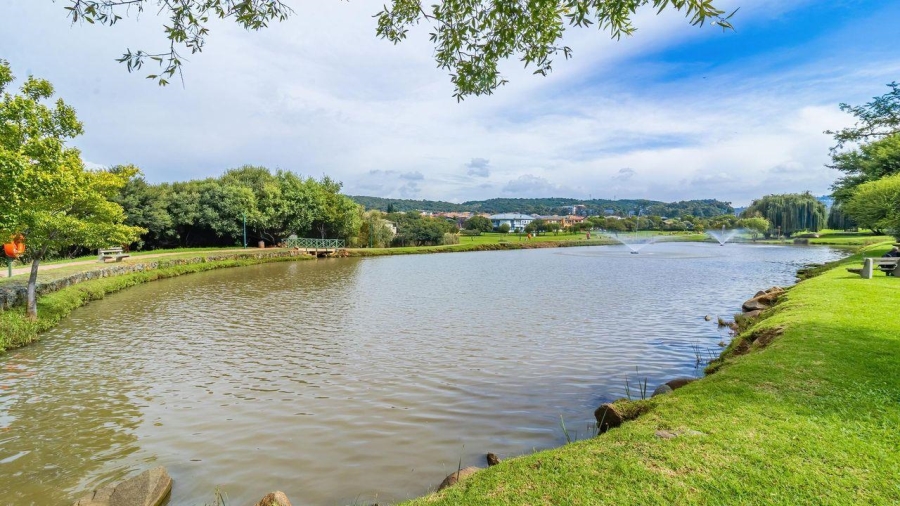5 Bedroom Property for Sale in Aspen Hills Gauteng