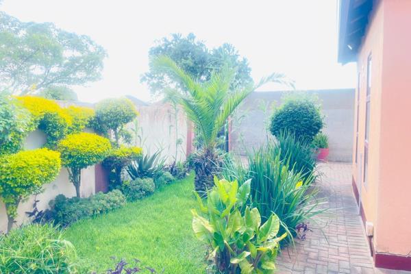 3 Bedroom Property for Sale in Roodepoort Gauteng