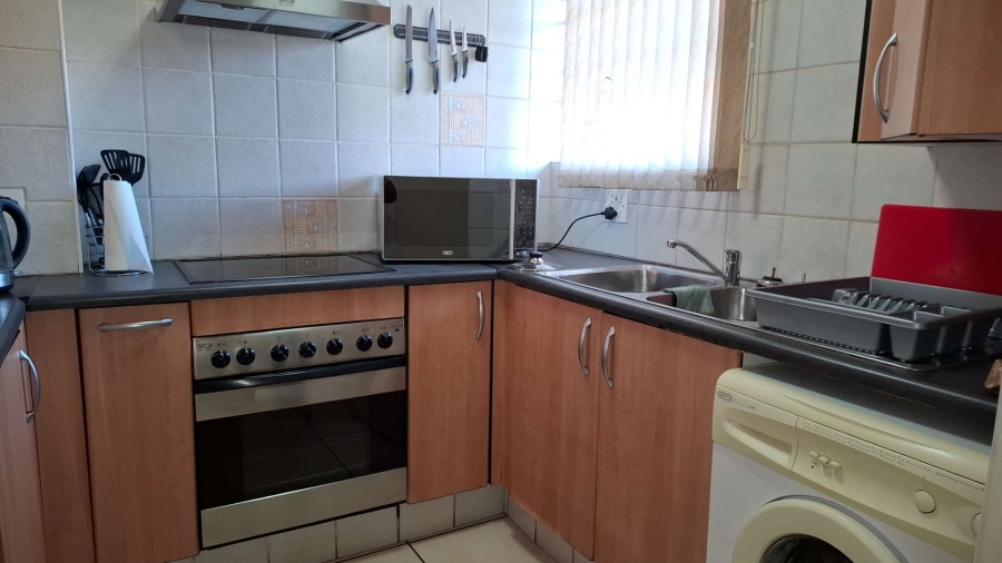 To Let 2 Bedroom Property for Rent in Verwoerdpark Gauteng