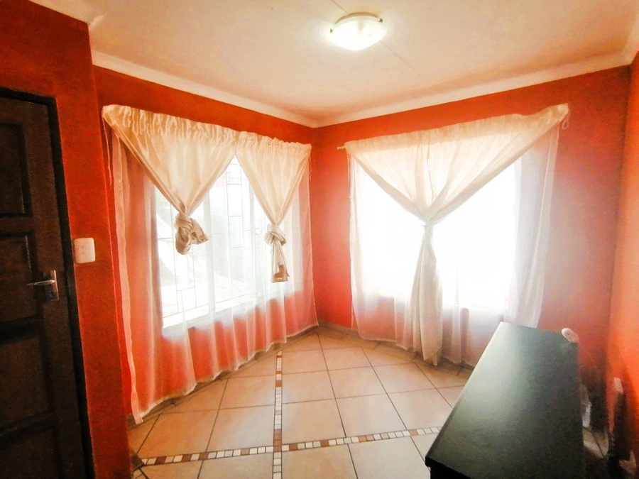 3 Bedroom Property for Sale in Soshanguve East Gauteng