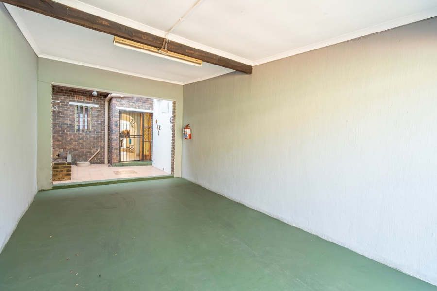 3 Bedroom Property for Sale in Fairland Gauteng