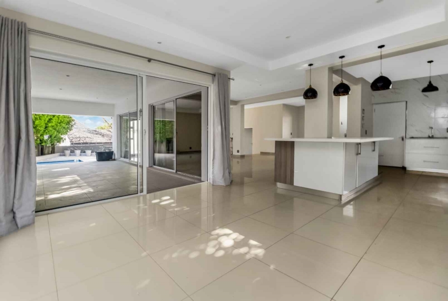 To Let 5 Bedroom Property for Rent in Dainfern Golf Estate Gauteng