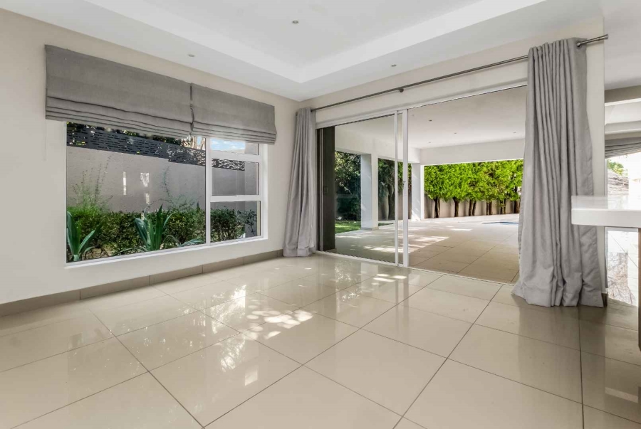 To Let 5 Bedroom Property for Rent in Dainfern Golf Estate Gauteng