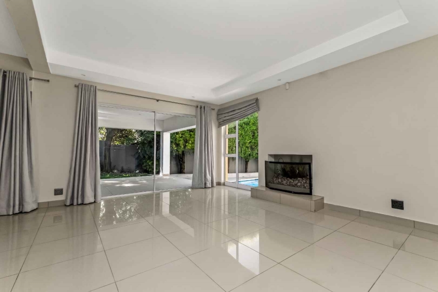 To Let 5 Bedroom Property for Rent in Dainfern Golf Estate Gauteng