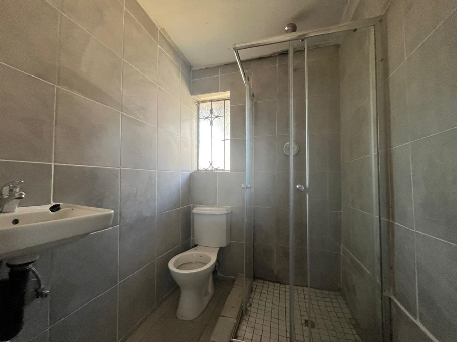 2 Bedroom Property for Sale in Vosloorus Gauteng