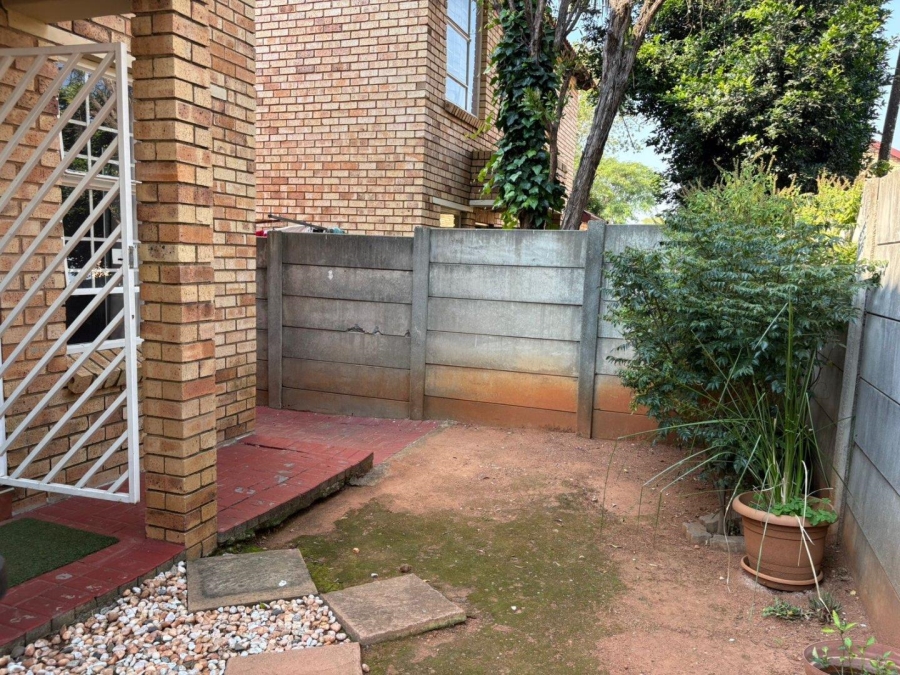 3 Bedroom Property for Sale in Allens Nek Gauteng