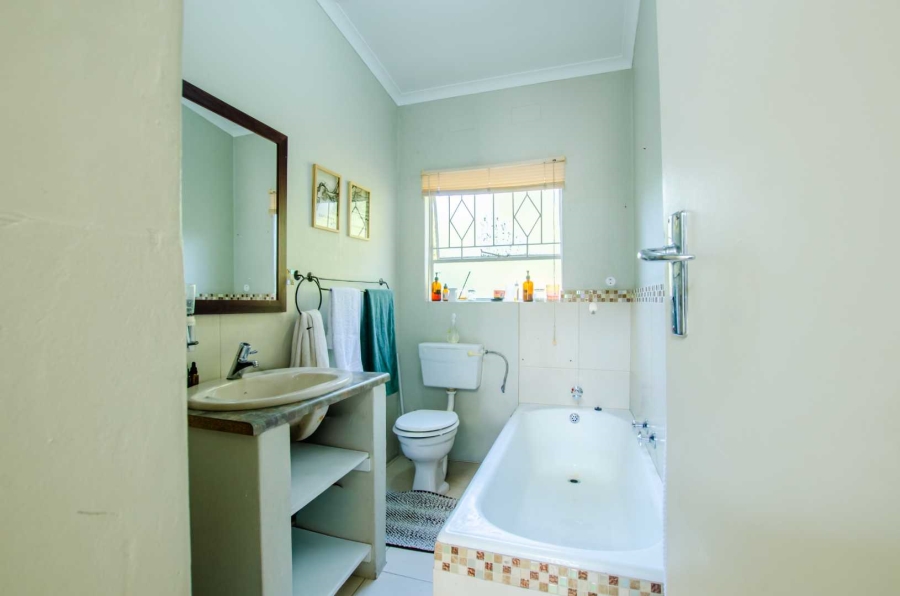 3 Bedroom Property for Sale in Windsor East Gauteng