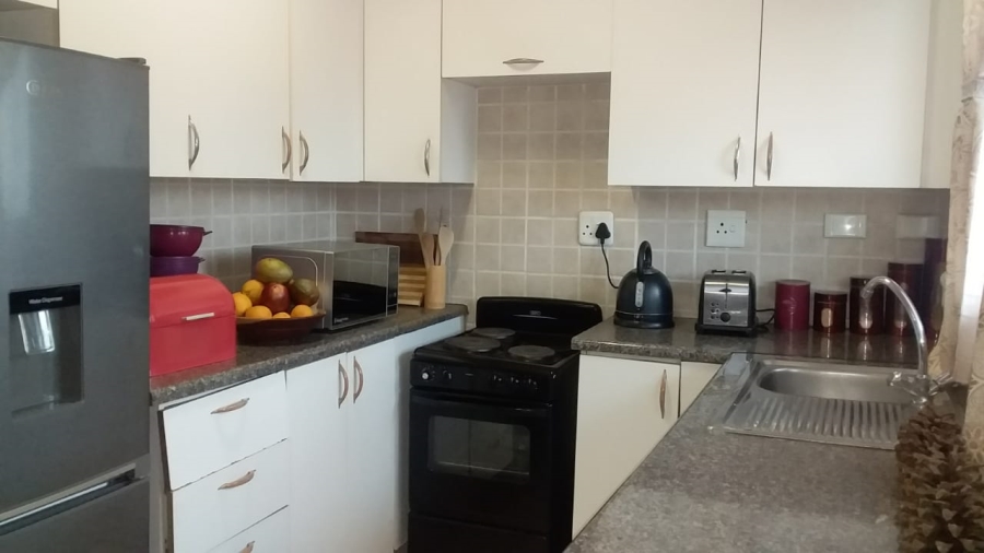 2 Bedroom Property for Sale in Windsor Gauteng