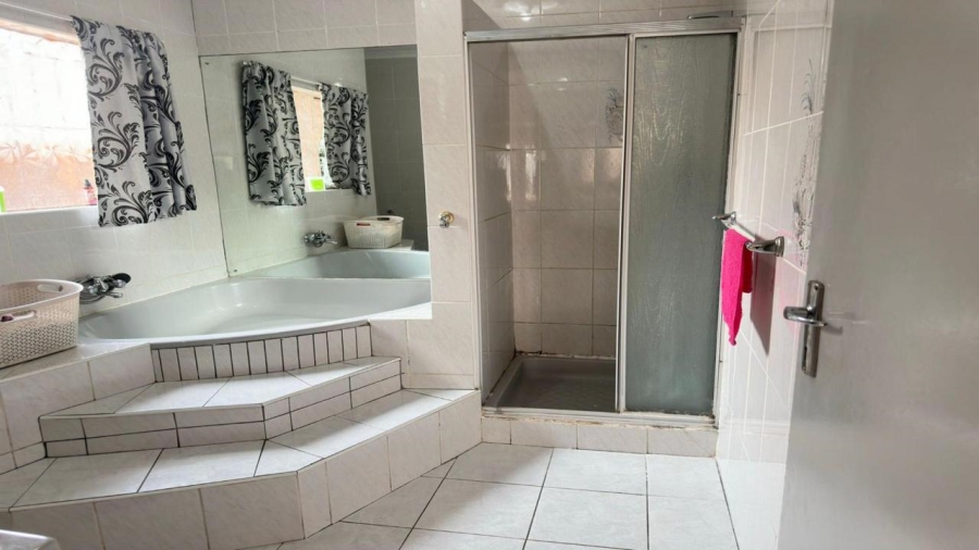 3 Bedroom Property for Sale in Elandspark Gauteng