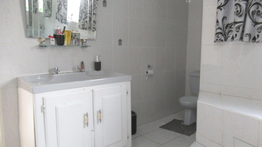 3 Bedroom Property for Sale in Elandspark Gauteng