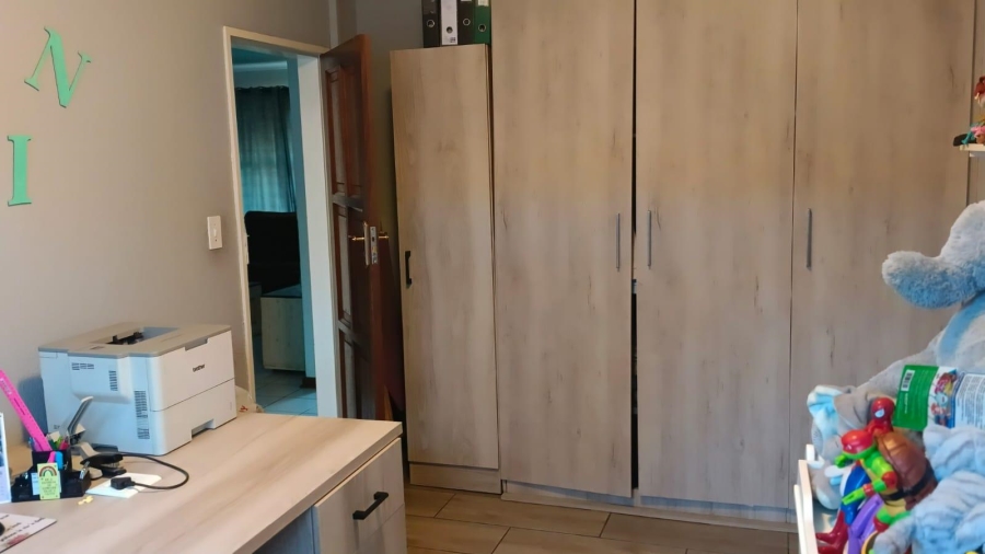 2 Bedroom Property for Sale in Mayberry Park Gauteng