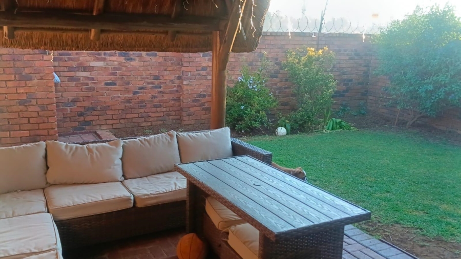 2 Bedroom Property for Sale in Mayberry Park Gauteng