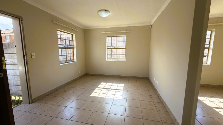 3 Bedroom Property for Sale in Rua Vista Gauteng
