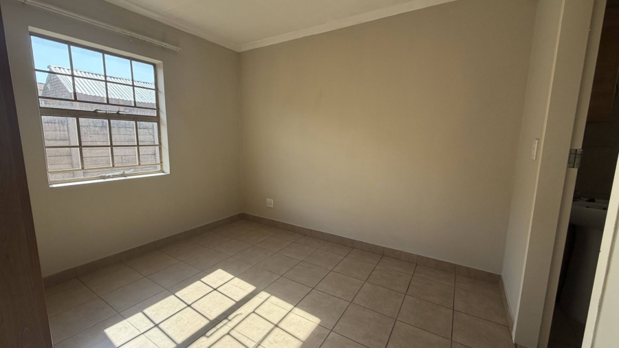 3 Bedroom Property for Sale in Rua Vista Gauteng