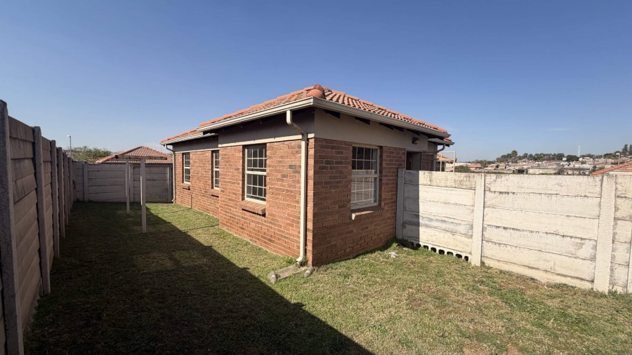 3 Bedroom Property for Sale in Rua Vista Gauteng