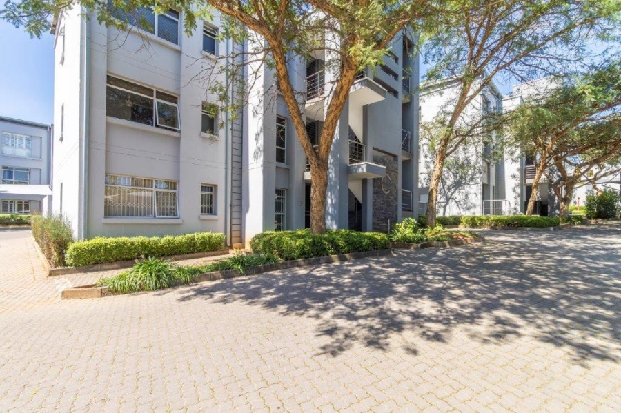 To Let 2 Bedroom Property for Rent in Morningside Gauteng
