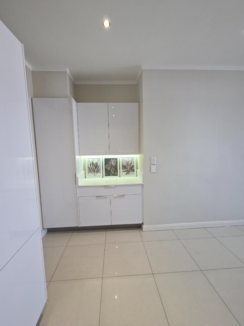 To Let 1 Bedroom Property for Rent in Morningside Gauteng