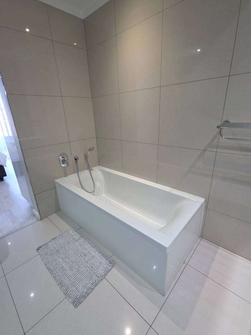 To Let 1 Bedroom Property for Rent in Morningside Gauteng