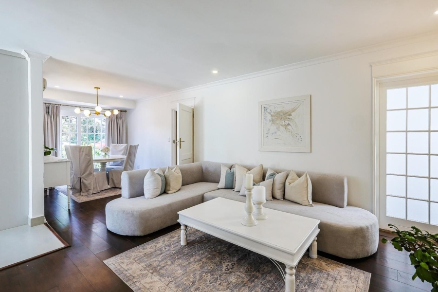 To Let 5 Bedroom Property for Rent in Silver Lakes Gauteng