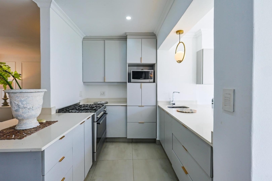 To Let 5 Bedroom Property for Rent in Silver Lakes Gauteng
