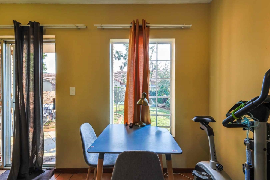 2 Bedroom Property for Sale in Equestria Gauteng