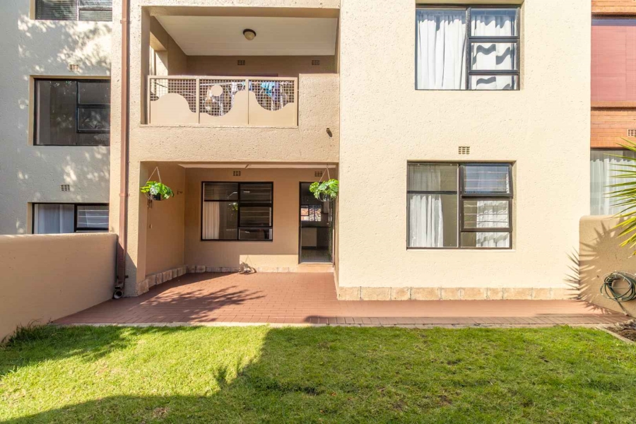To Let 2 Bedroom Property for Rent in Paulshof Gauteng