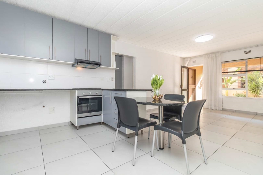 To Let 2 Bedroom Property for Rent in Paulshof Gauteng