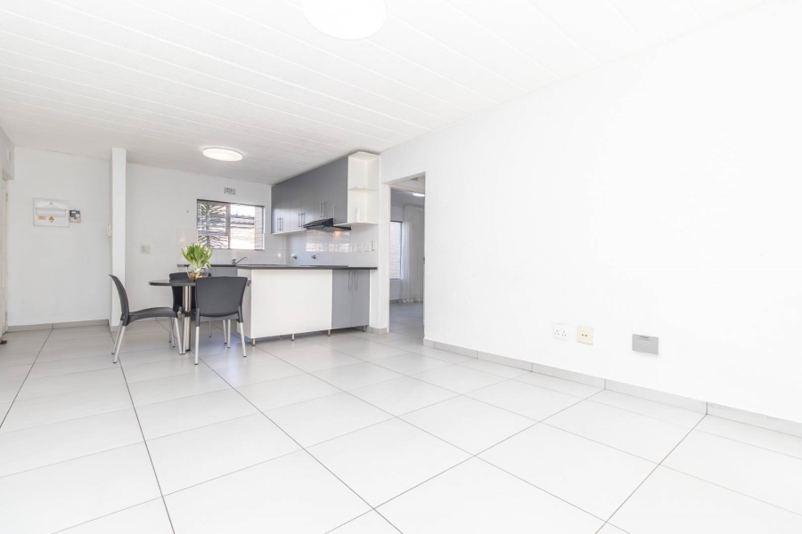 To Let 2 Bedroom Property for Rent in Paulshof Gauteng