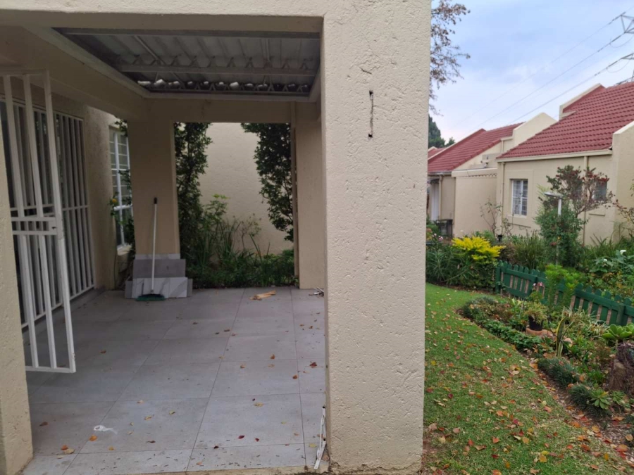 To Let 2 Bedroom Property for Rent in Morningside Gauteng