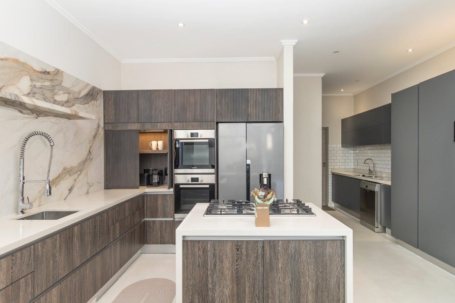 3 Bedroom Property for Sale in Waterfall Country Village Gauteng