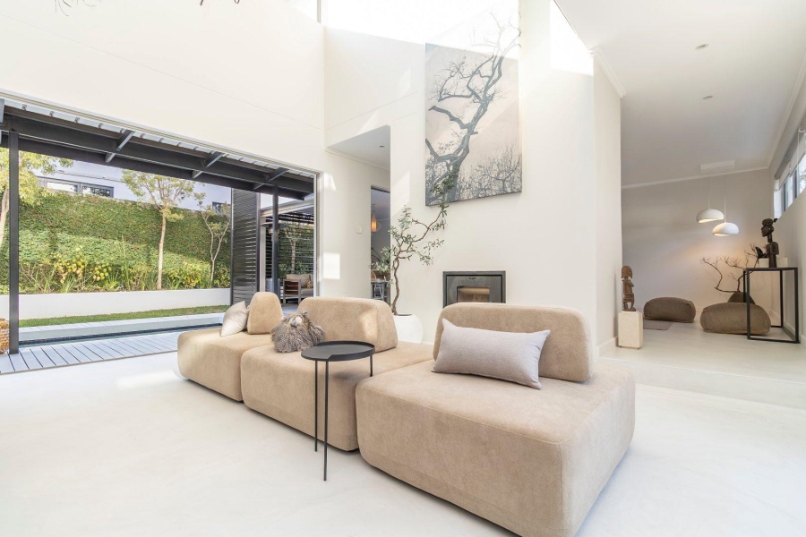 3 Bedroom Property for Sale in Waterfall Country Village Gauteng