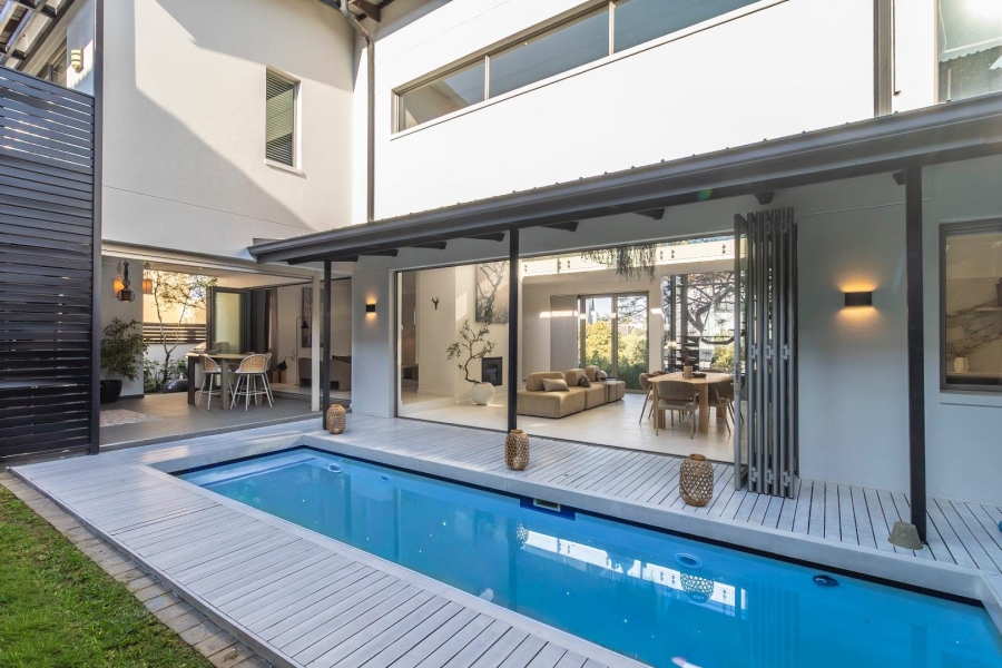 3 Bedroom Property for Sale in Waterfall Country Village Gauteng
