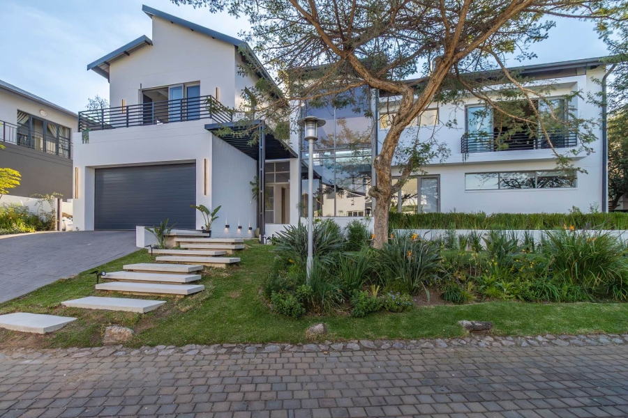 3 Bedroom Property for Sale in Waterfall Country Village Gauteng