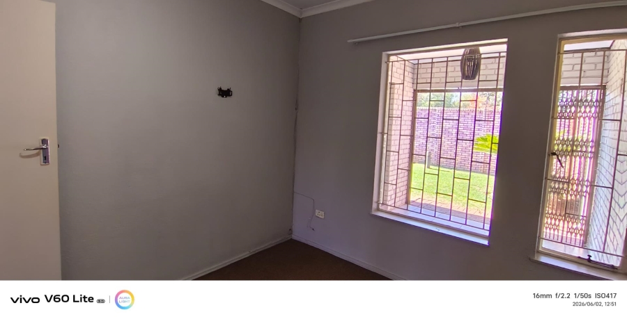 3 Bedroom Property for Sale in Brackenhurst Gauteng