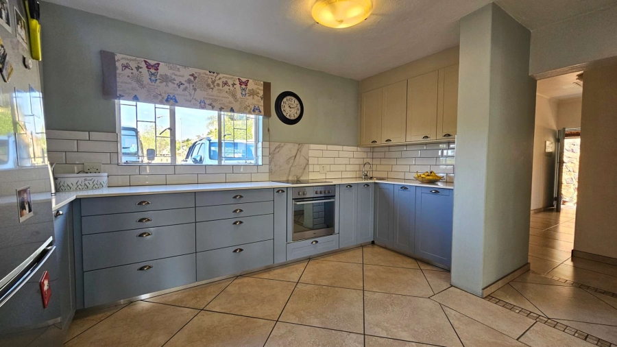 5 Bedroom Property for Sale in Newlands Gauteng