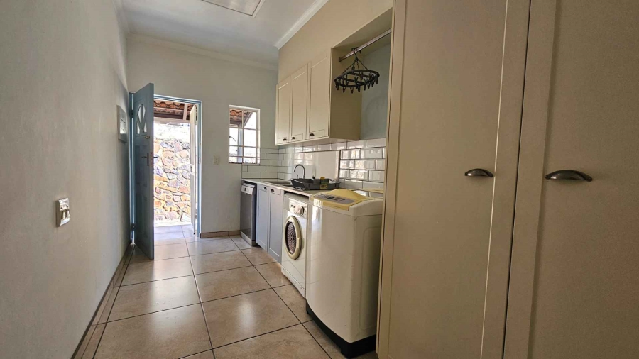 5 Bedroom Property for Sale in Newlands Gauteng