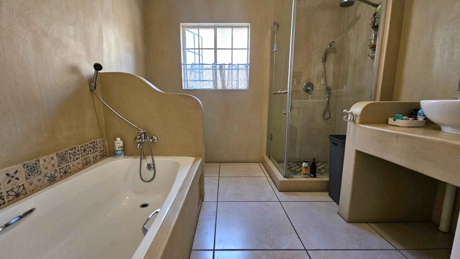 5 Bedroom Property for Sale in Newlands Gauteng