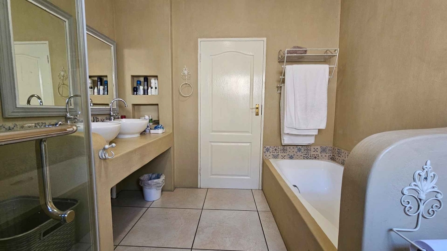 5 Bedroom Property for Sale in Newlands Gauteng