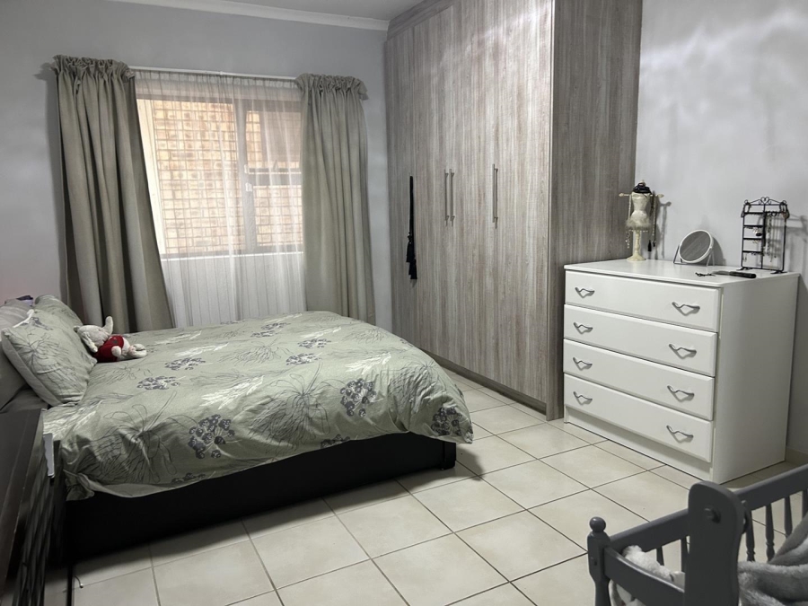 3 Bedroom Property for Sale in Brentwood Gauteng