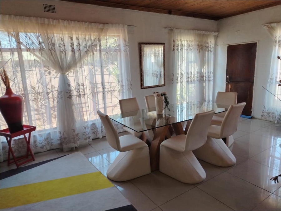 4 Bedroom Property for Sale in Geduld Gauteng